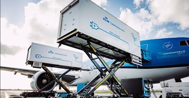 KLM jako pierwszy używa elektrycznych ciężarówek-chłodni