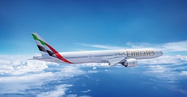 Zmodernizowany B777 Emirates na trasie do Wiednia 