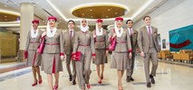 Emirates: Nowe uniformy dla zespołu obsługi pasażerów premium i VIP