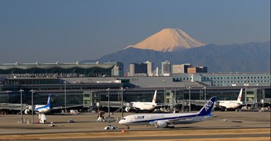 LOT w Tokio-Haneda? Rząd chce pomóc